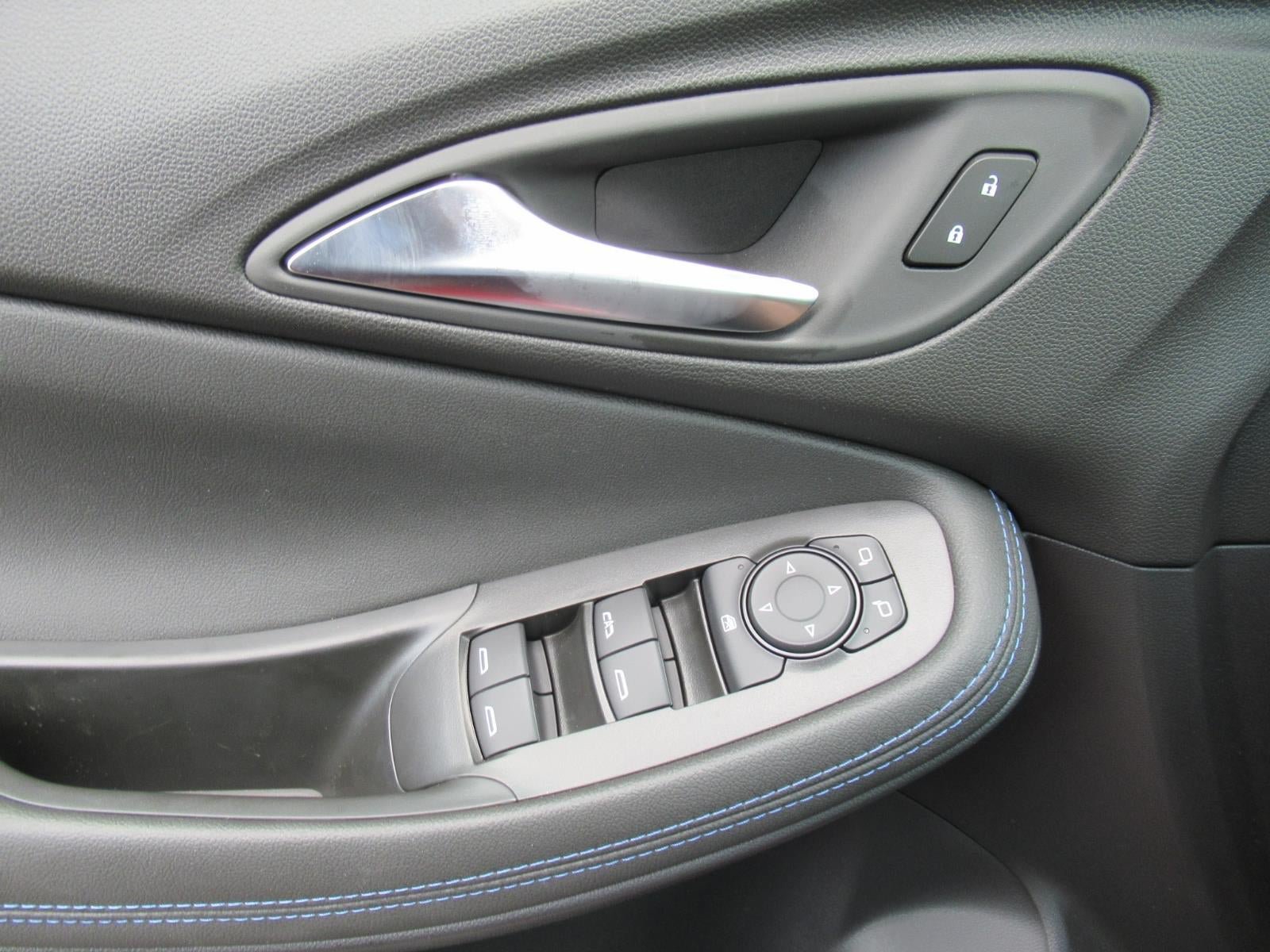 New 2026 Buick Encore GX Sport Touring FWD image 22