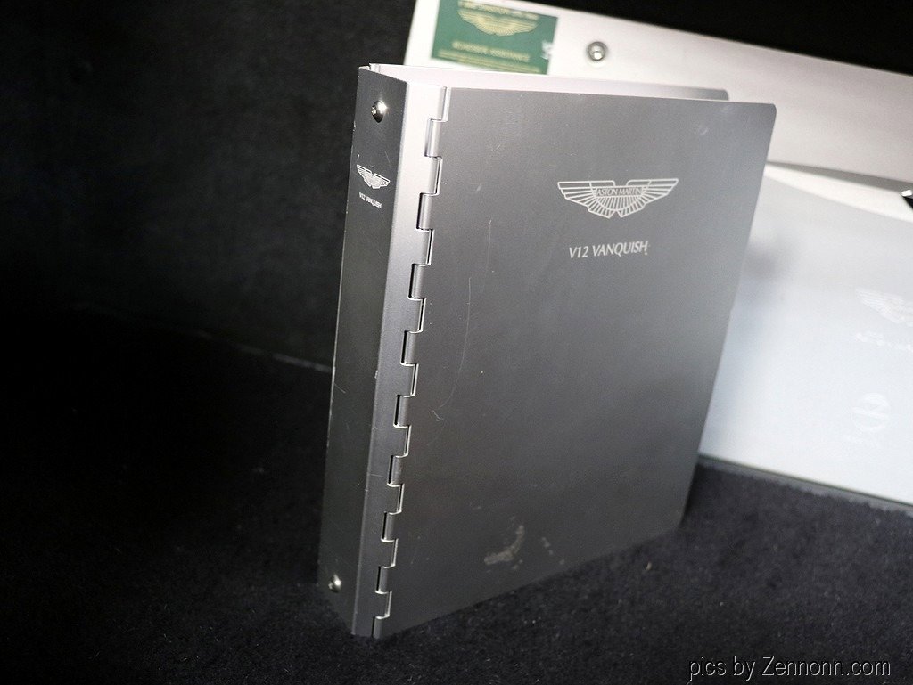 Used 2003 Aston Martin Vanquish Coupe image 34