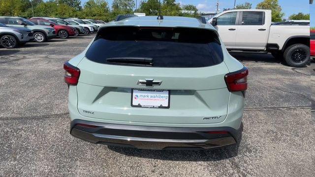 New 2026 Chevrolet Trax ACTIV w/ Sunroof Package FWD image 9