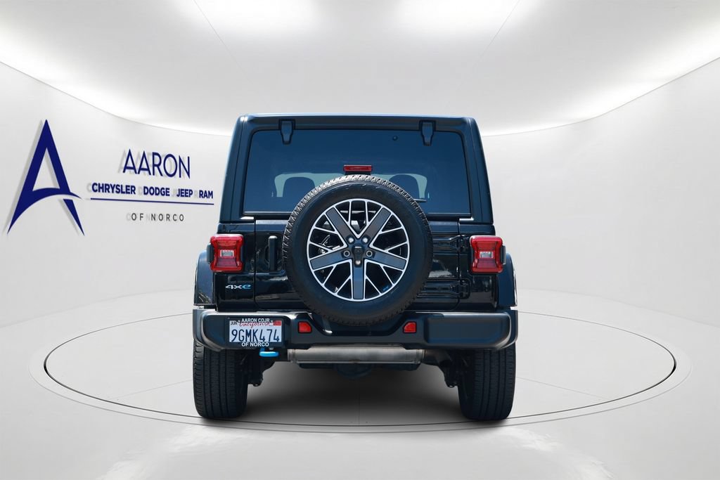 Used 2023 Jeep Wrangler Unlimited Sahara w/ Cold Weather Group AWD/4WD image 5