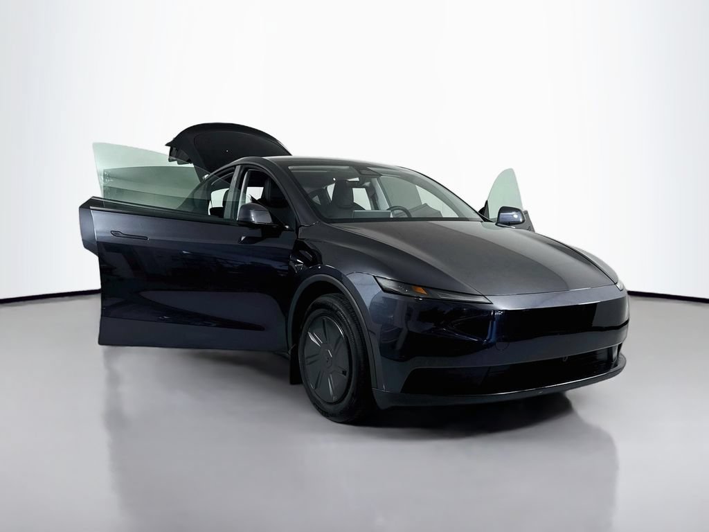 Used 2026 Tesla Model Y 2WD image 28