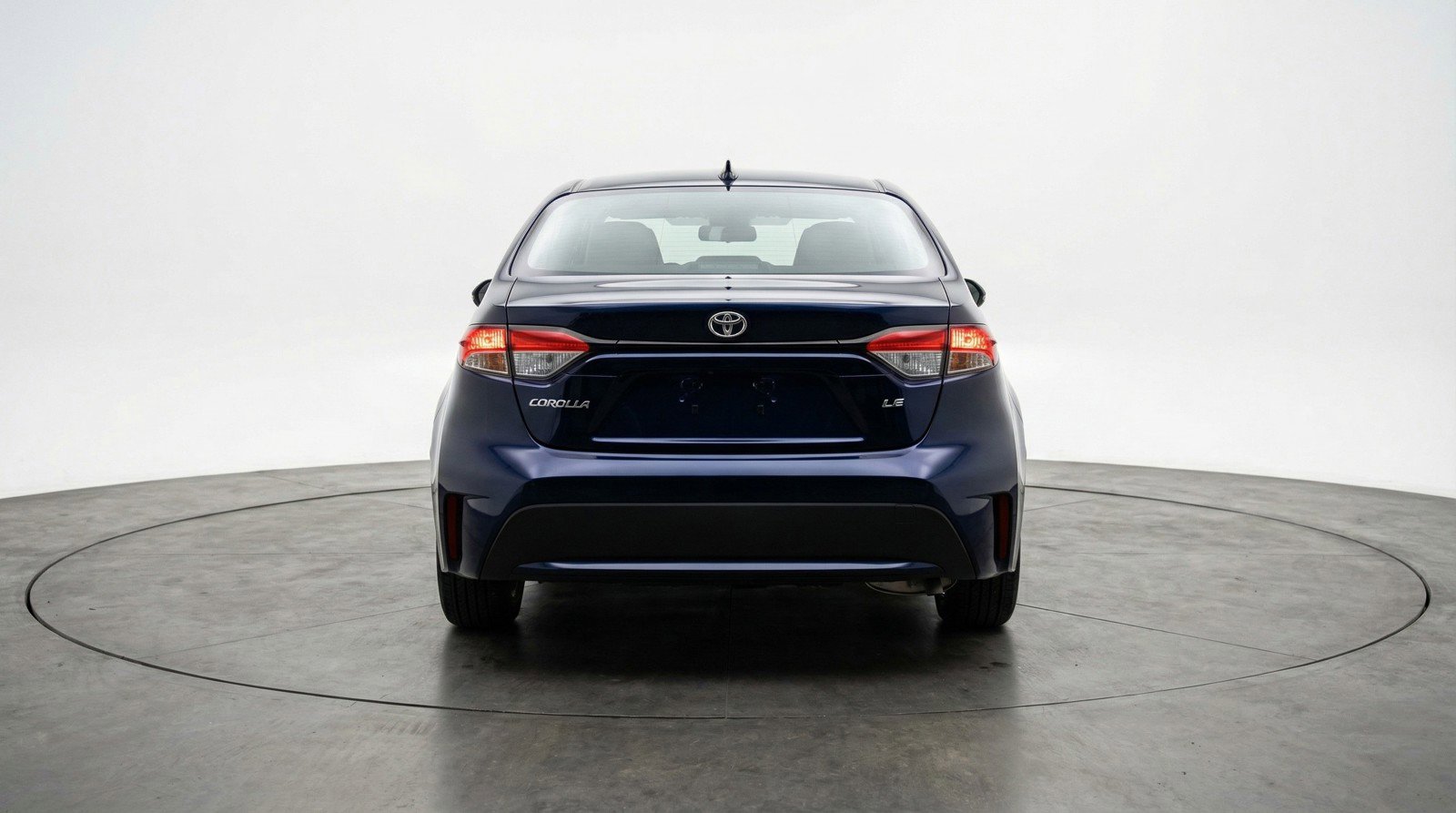 Used 2025 Toyota Corolla LE image 7