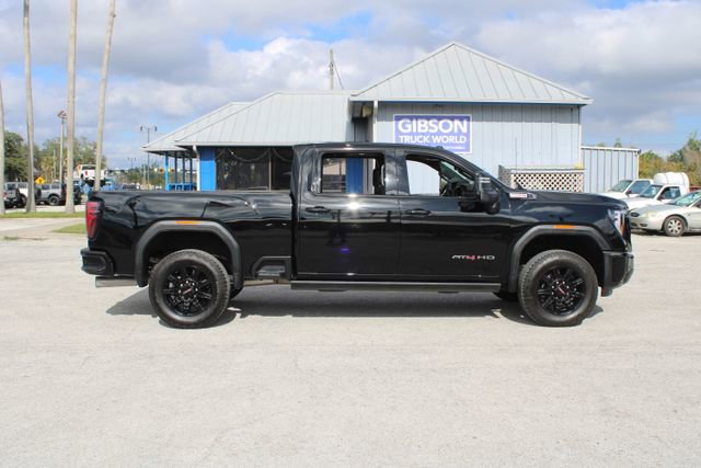 Used 2025 GMC Sierra 2500 AT4 image 14