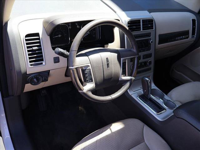 Used 2009 Lincoln MKX 2WD image 10