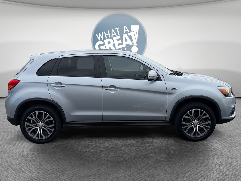 Used 2016 Mitsubishi Outlander Sport ES AWD/4WD image 2