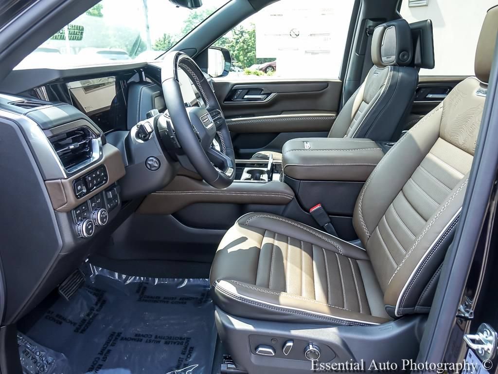 New 2026 GMC Yukon Denali Ultimate AWD/4WD image 10