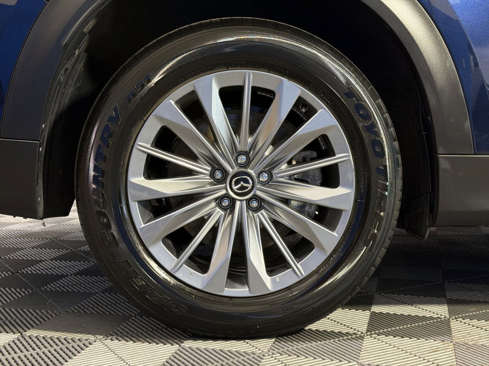 Used 2024 MAZDA CX-90 Plug-In Hybrid w/ Preferred image 25