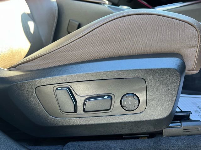 Used 2025 BMW X3 xDrive30i w/ Premium Package image 13