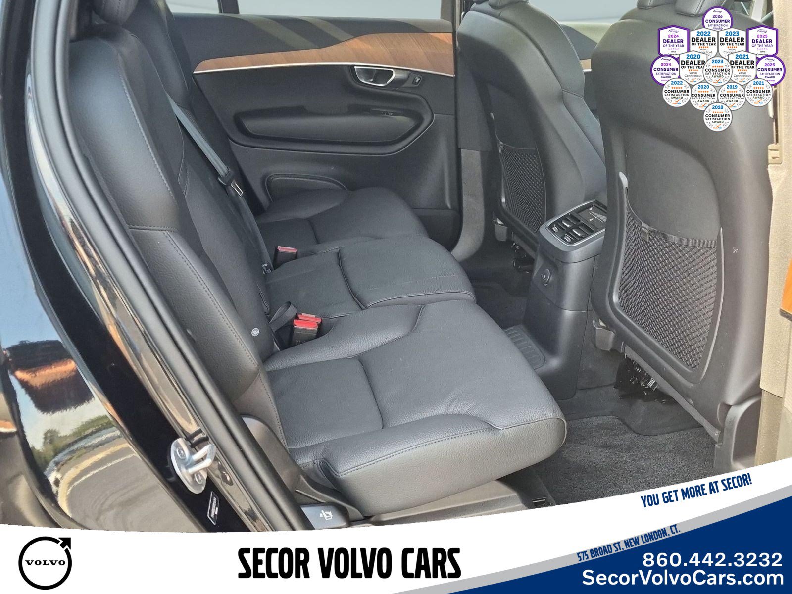 Certified 2024 Volvo XC90 T8 Plus w/ Protection Package Premier AWD/4WD image 23