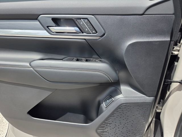 Used 2026 GMC Terrain Elevation w/ Elevation Premium Package image 21