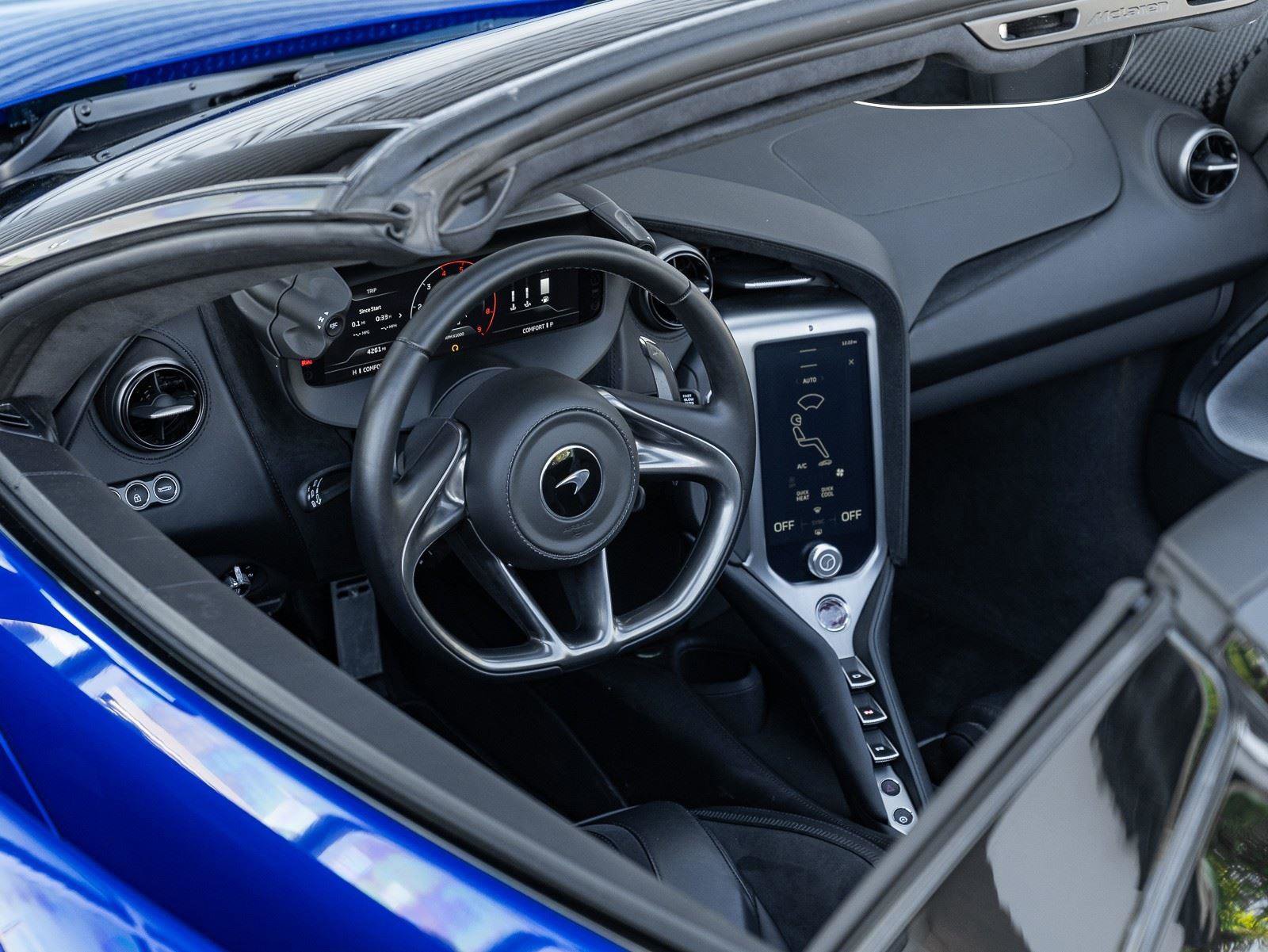 Used 2024 McLaren 750S Spider image 13