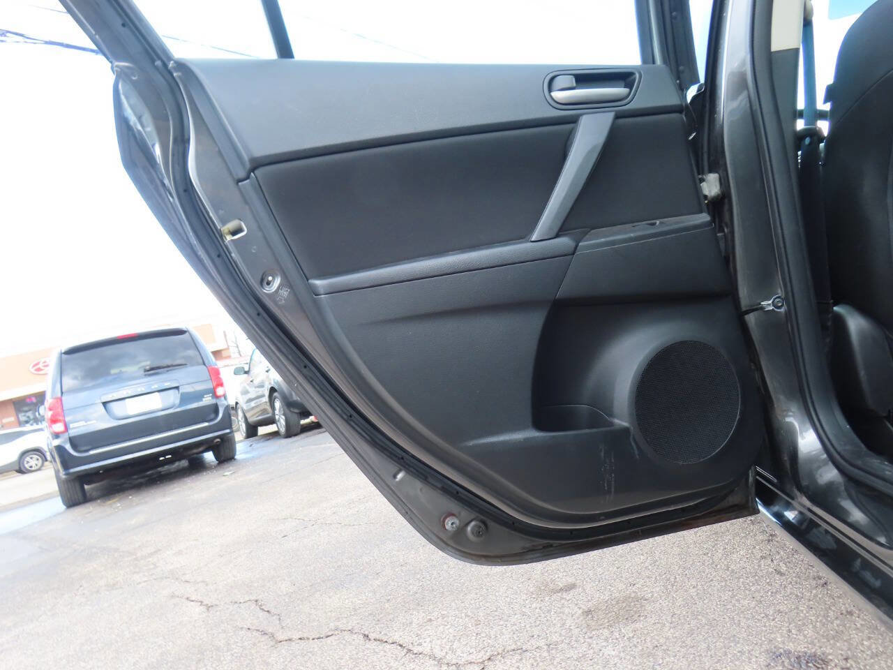 Used 2012 MAZDA MAZDA3 i Touring image 37