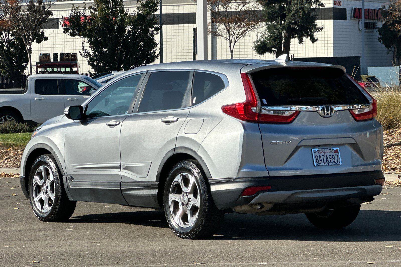 Used 2017 Honda CR-V EX image 6