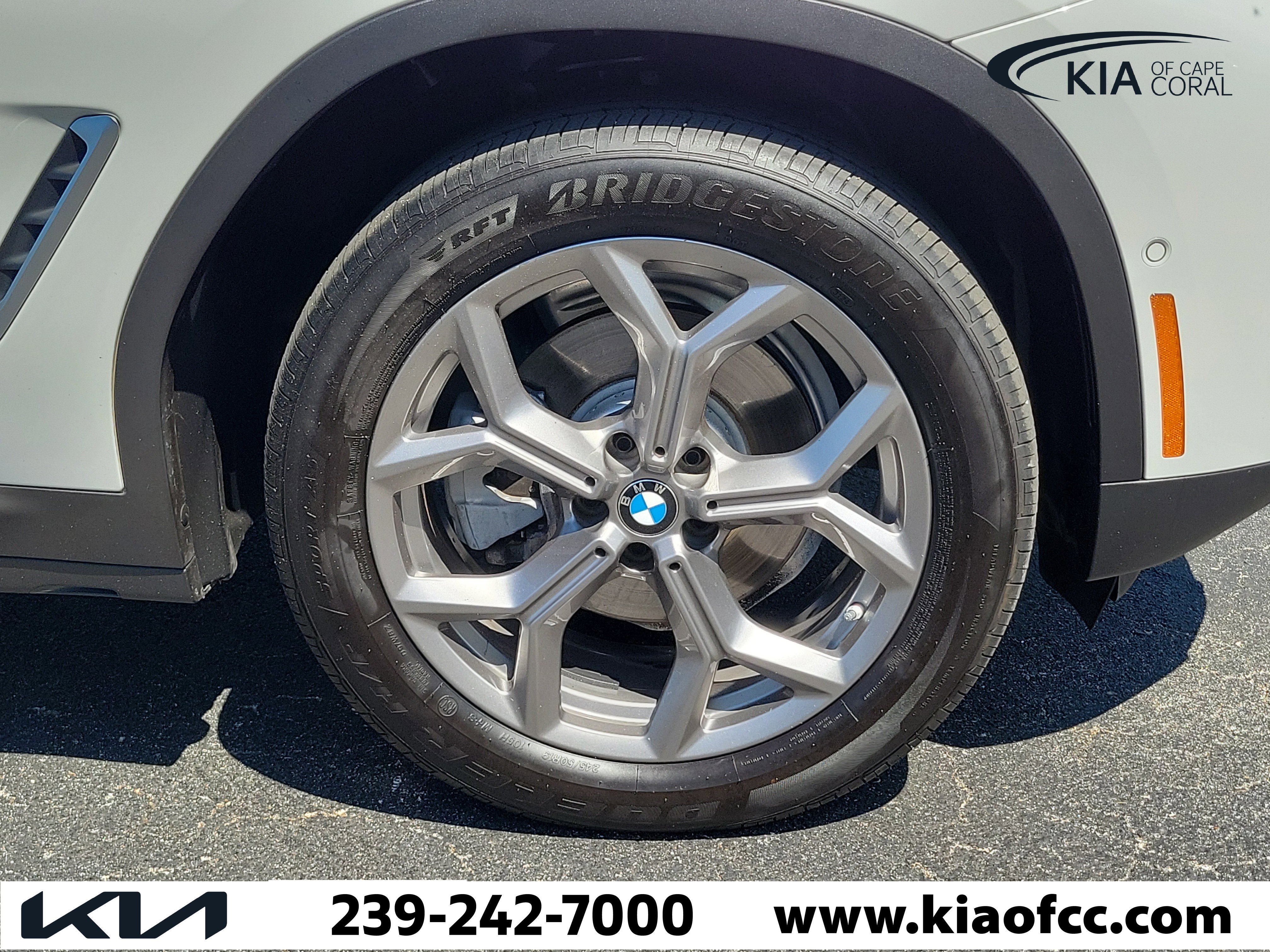 Used 2022 BMW X4 xDrive30i w/ Premium Package 2 AWD/4WD image 9
