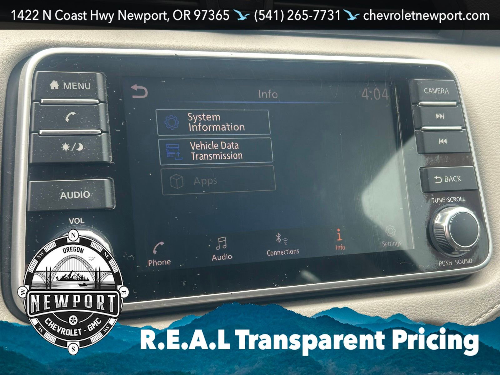 Used 2021 Nissan Versa SV FWD image 22