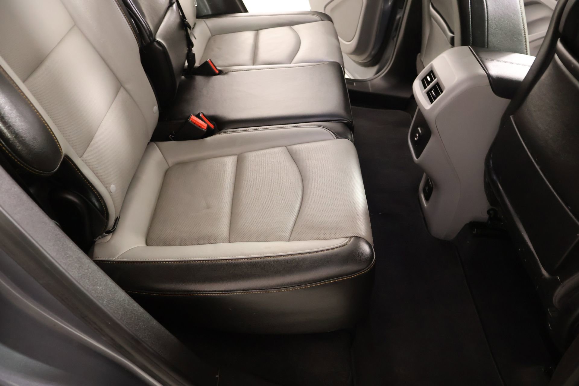 Used 2020 GMC Terrain SLT image 14