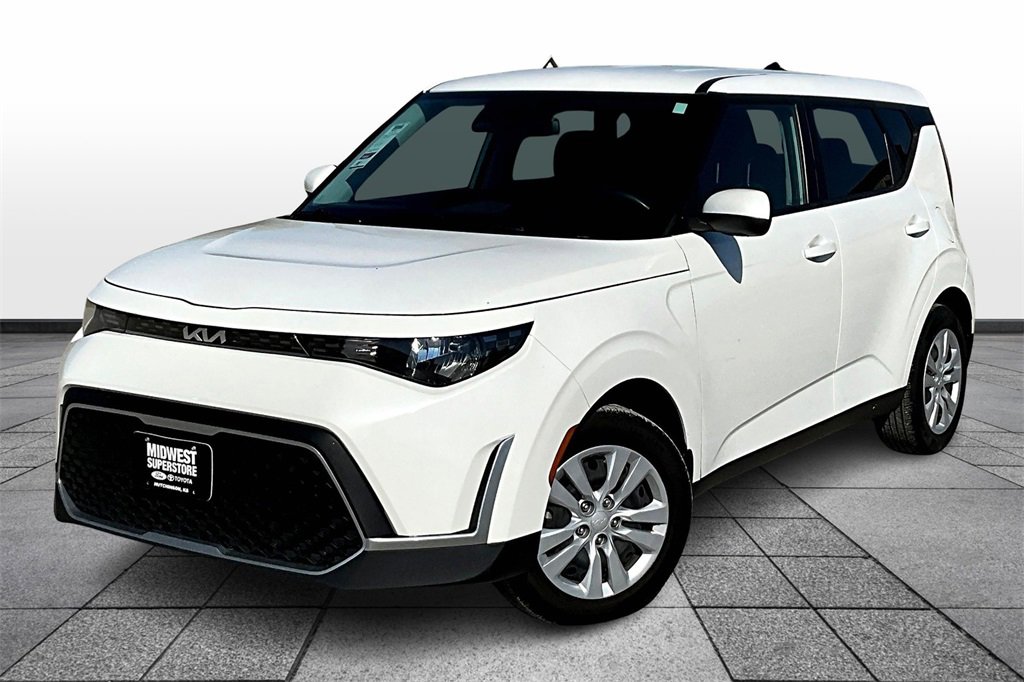 Used 2023 Kia Soul LX