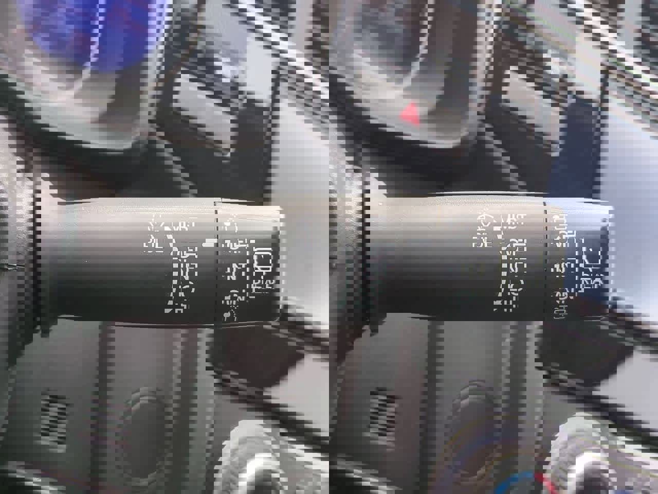 Used 2015 Honda Fit LX image 24