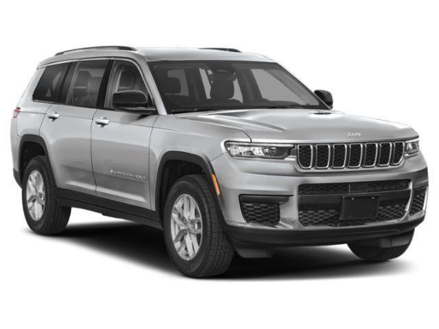 Certified 2023 Jeep Grand Cherokee L Limited w/ Black Appearance Package image 6