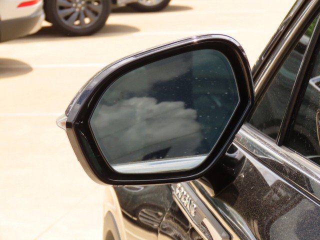 Certified 2020 Lincoln Corsair Reserve w/ Equipment Group 201A image 17