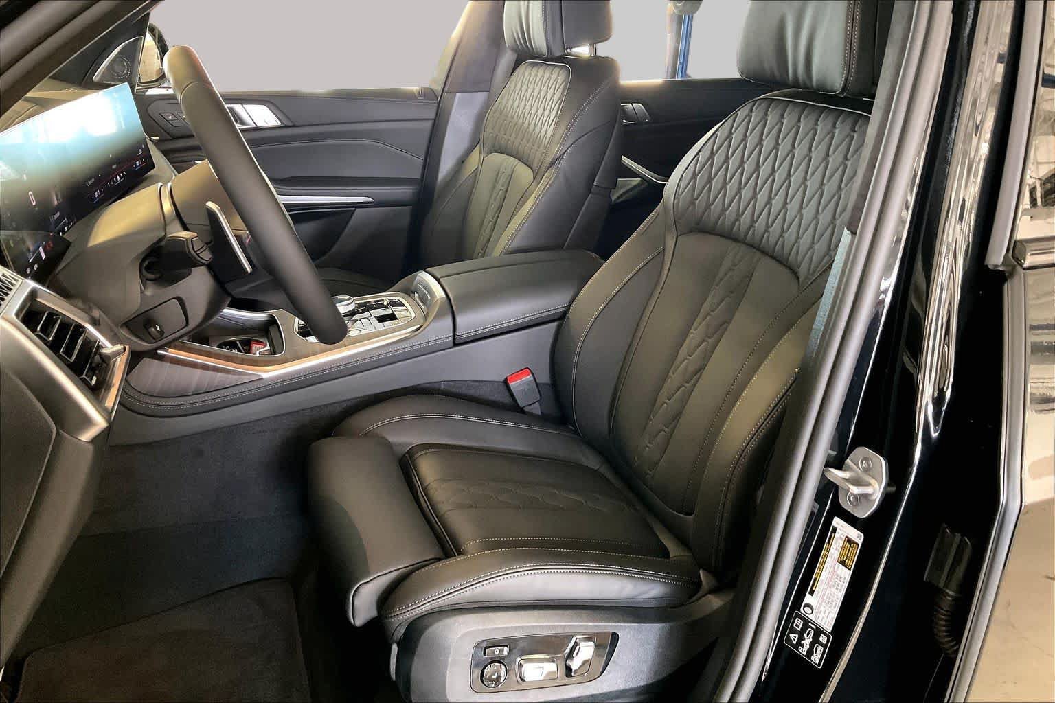 New 2027 BMW X7 M60i AWD/4WD image 9