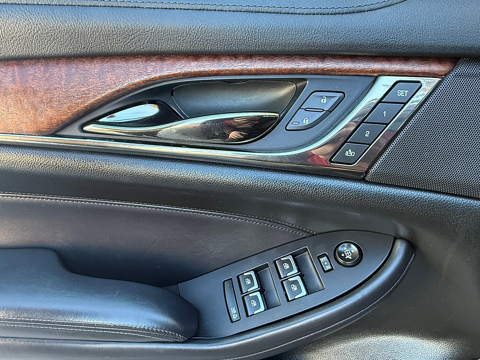 Used 2019 Cadillac CTS Luxury image 30