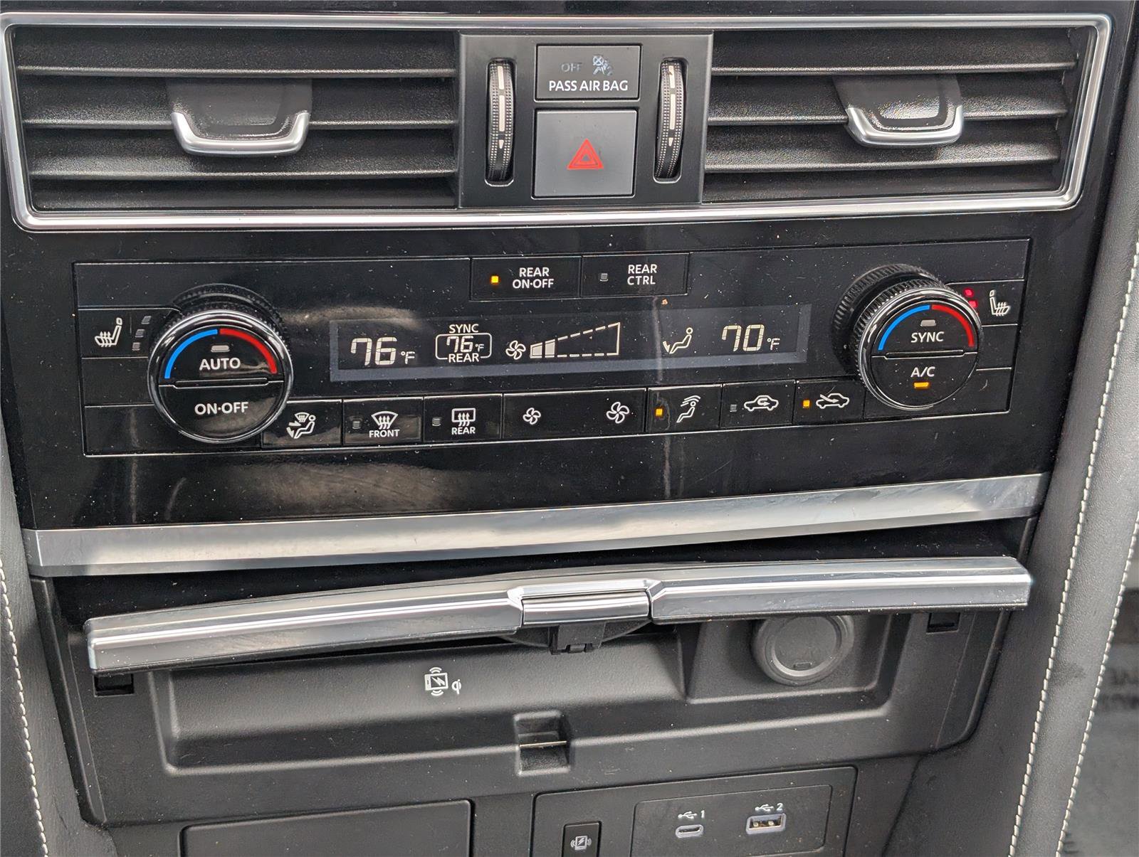Used 2024 INFINITI QX80 Premium Select w/ Cargo Package image 35