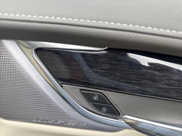 Used 2020 Cadillac XT6 Premium Luxury video 2