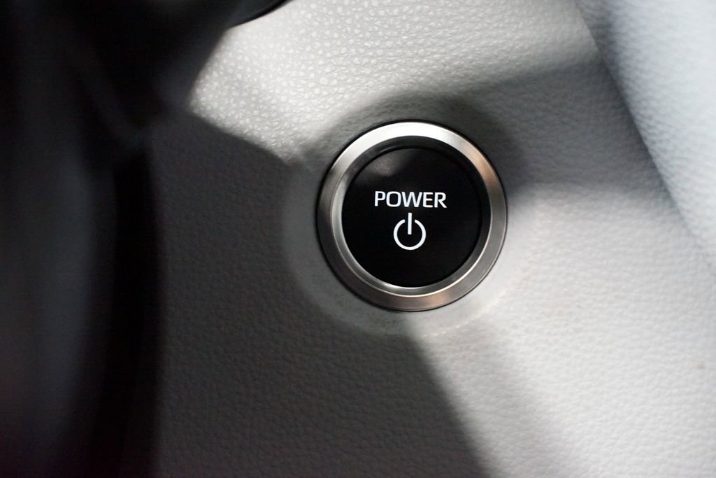 Used 2024 Toyota Corolla SE image 23