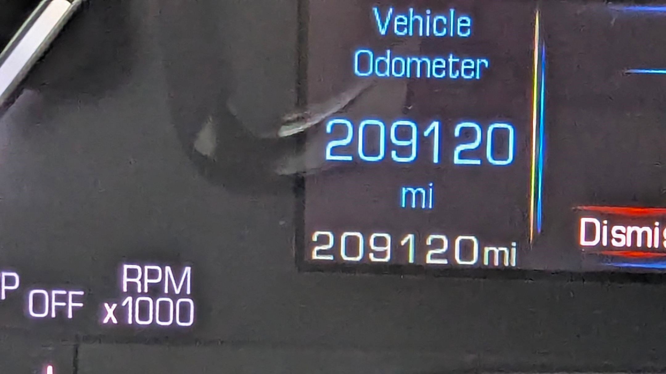 Used 2017 Cadillac XT5 Luxury w/ Driver Awareness Package image 19