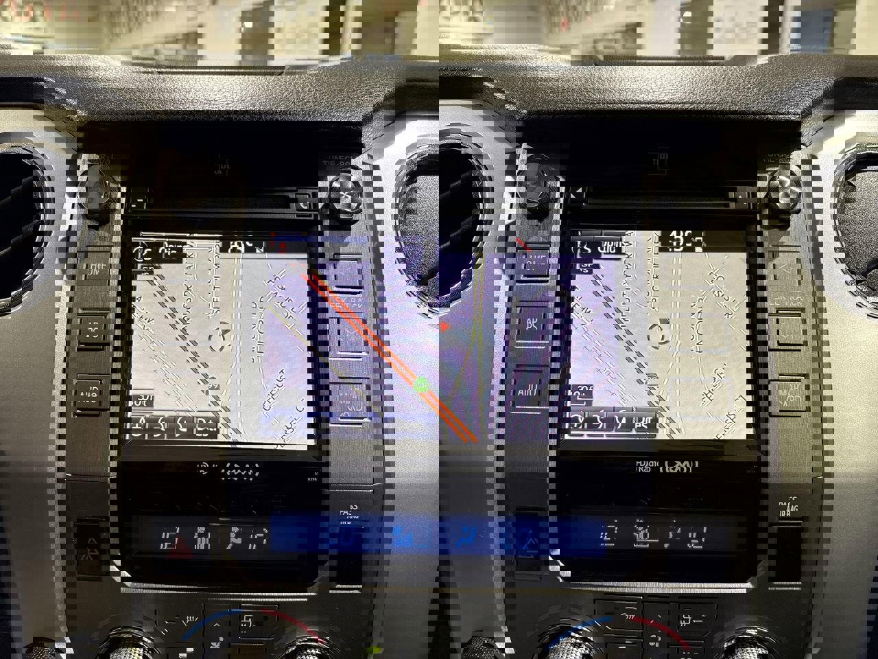 Used 2019 Toyota Tundra Limited w/ Limited Premium Package image 18