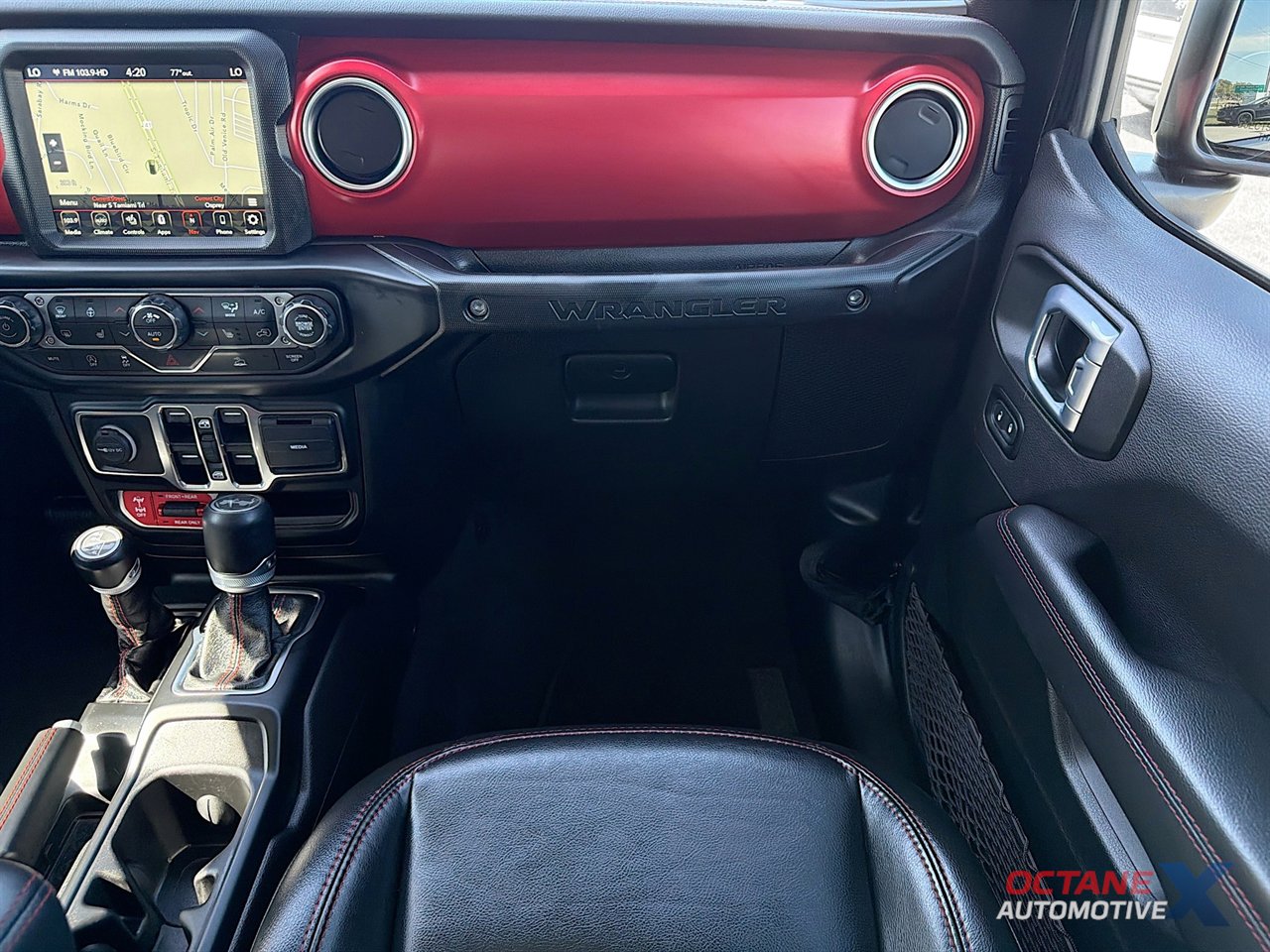 Used 2022 Jeep Wrangler Unlimited Rubicon w/ Dual Top Group AWD/4WD image 24