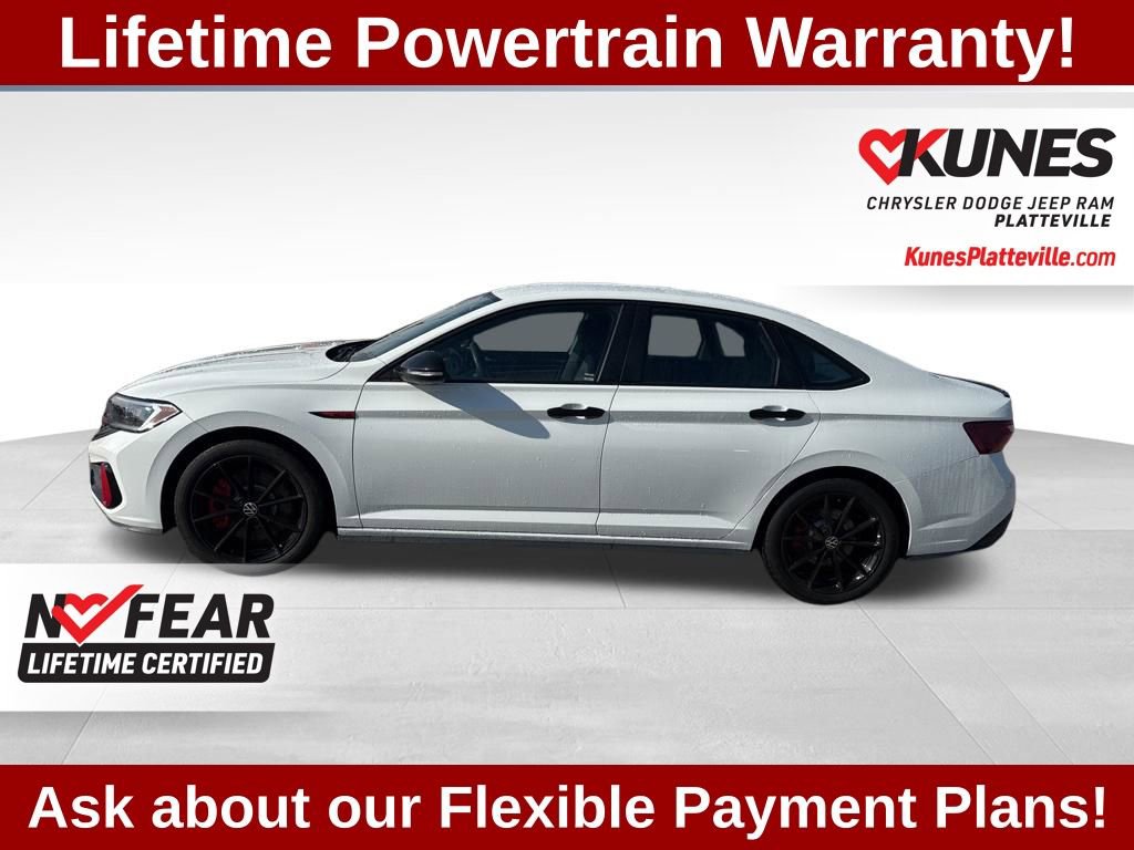 Used 2024 Volkswagen Jetta GLI 40th Anniversary Edition FWD image 6