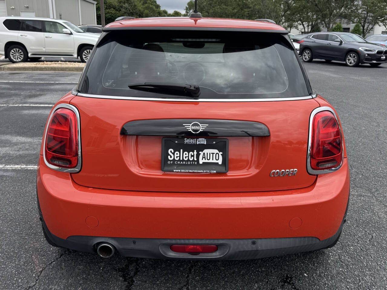 Used 2019 MINI Cooper 2-Door Hardtop FWD image 5