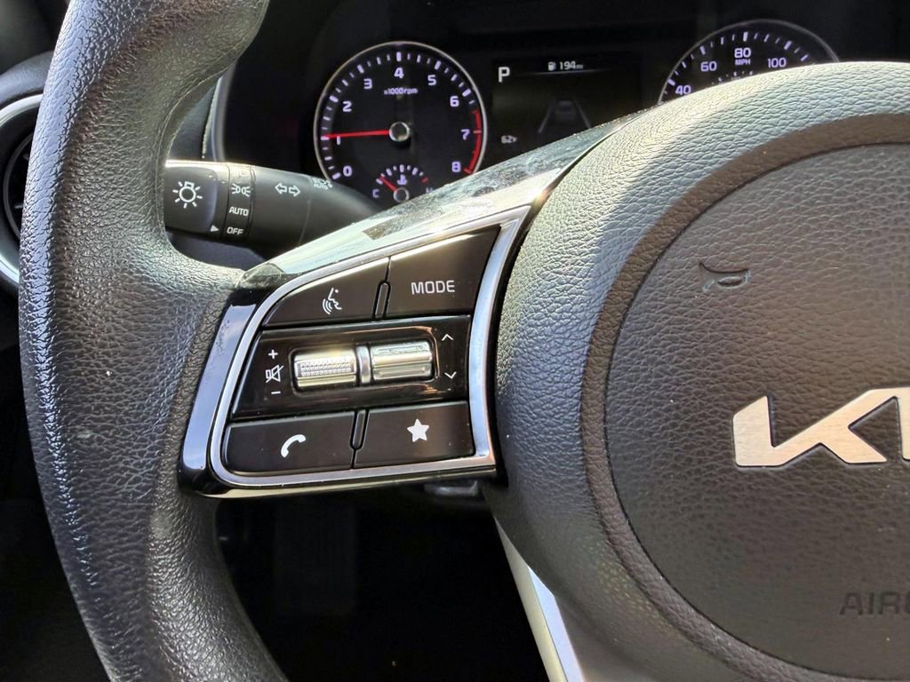 Used 2023 Kia Forte LXS w/ LXS Technology Package image 23