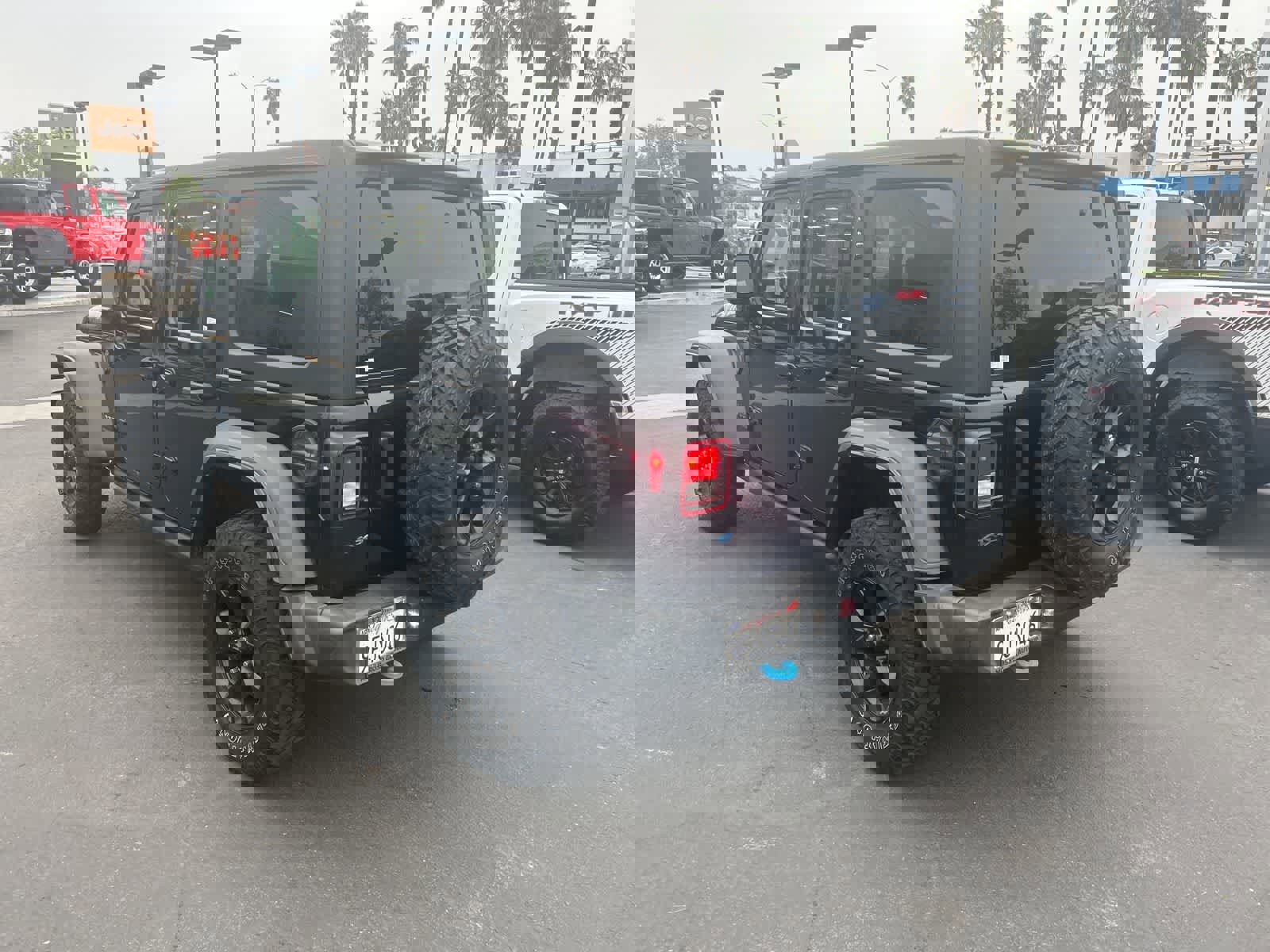 Used 2023 Jeep Wrangler Unlimited w/ Dual Top Group image 5