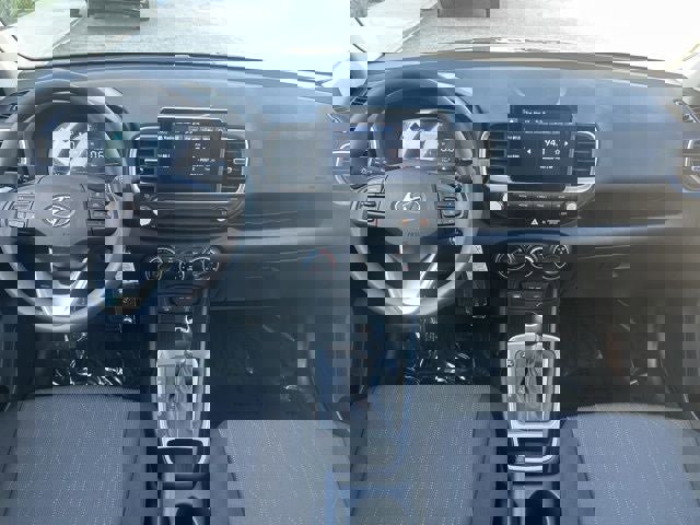New 2026 Hyundai Venue SE image 20