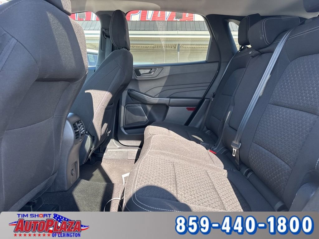 Used 2025 Ford Escape Active AWD/4WD image 30