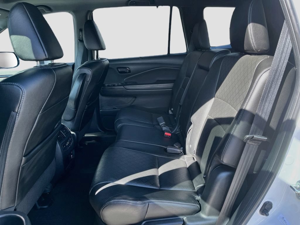 Used 2023 Honda Passport Elite image 25