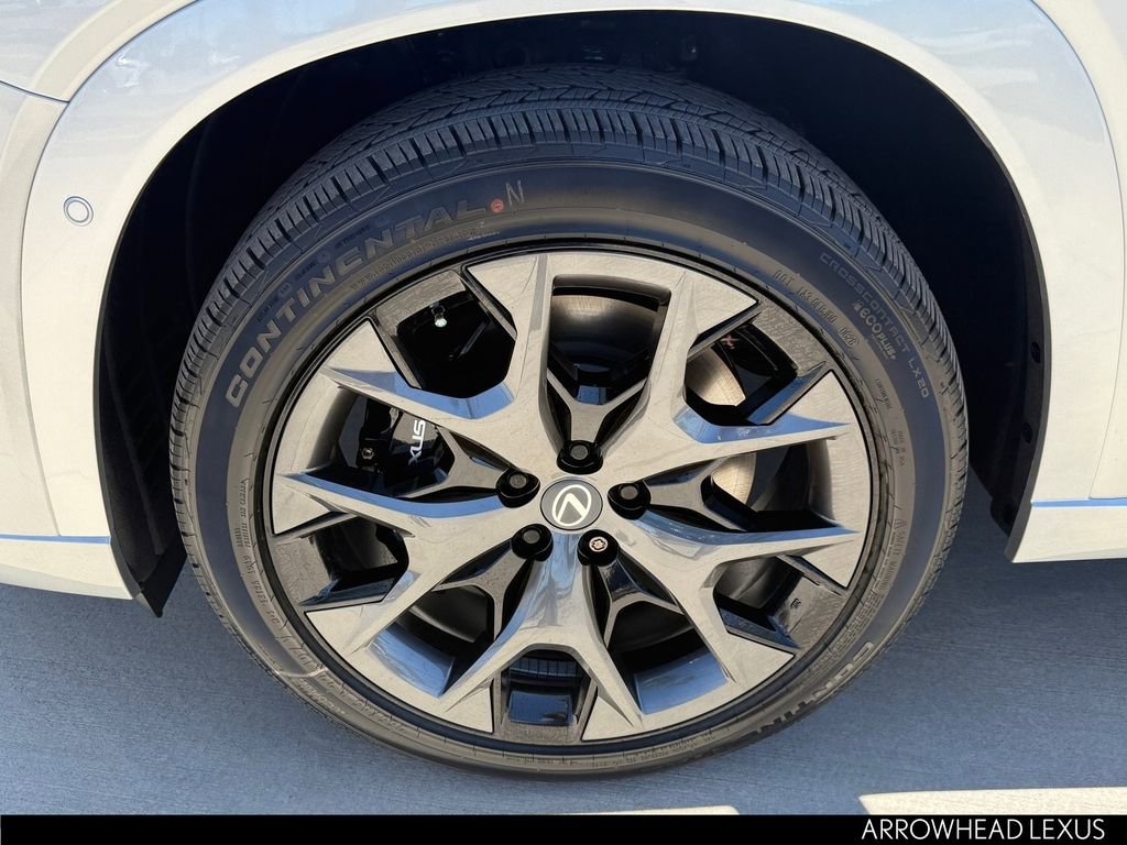 New 2026 Lexus TX 500h AWD image 9