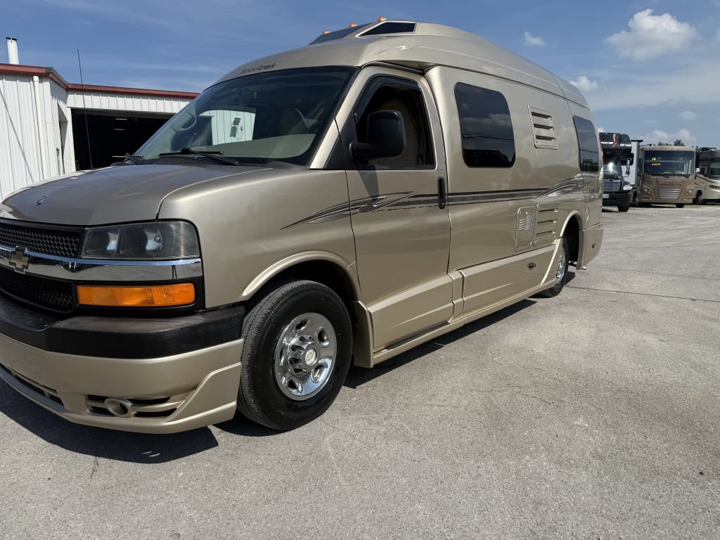 Used 2012 Chevrolet Express 3500 Extended w/ Power Package RWD image 6