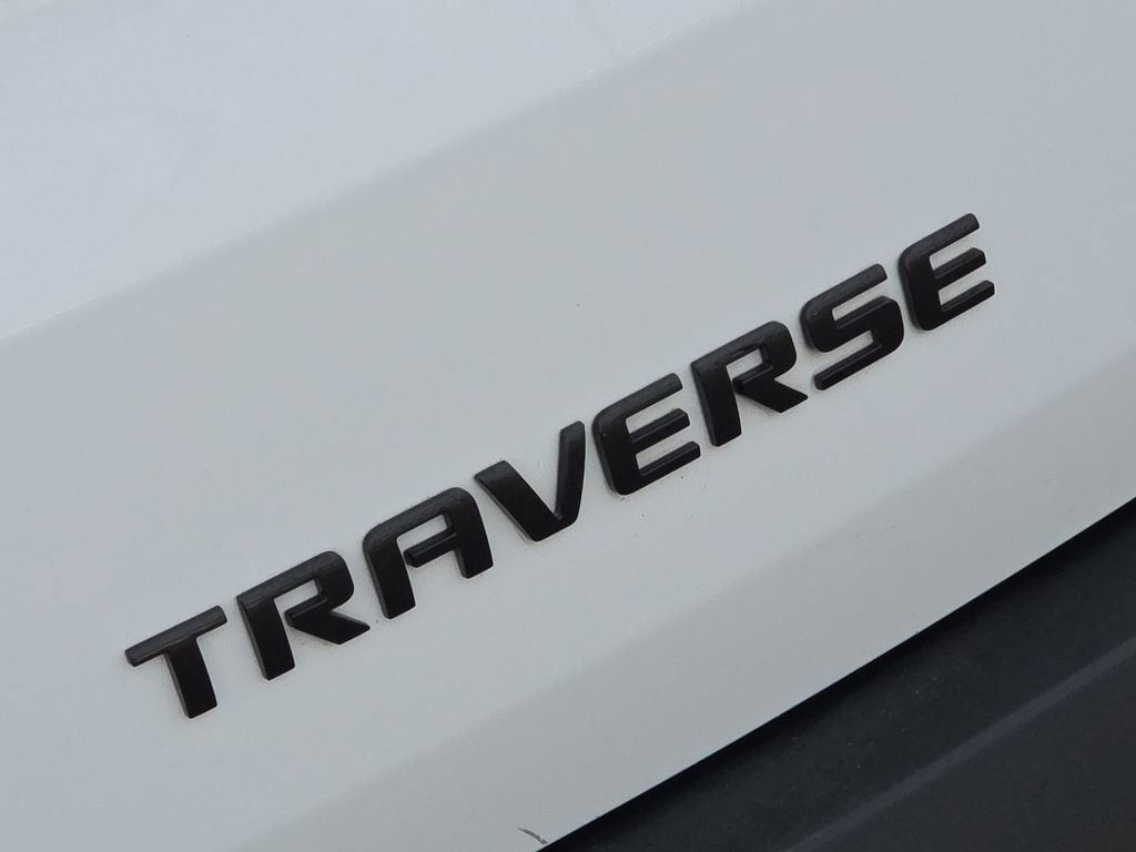 Used 2021 Chevrolet Traverse RS image 11