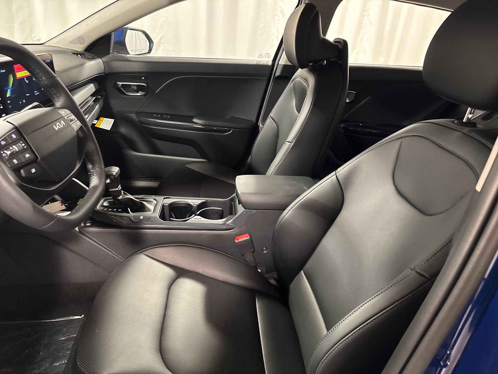 New 2026 Kia K4 EX FWD image 3