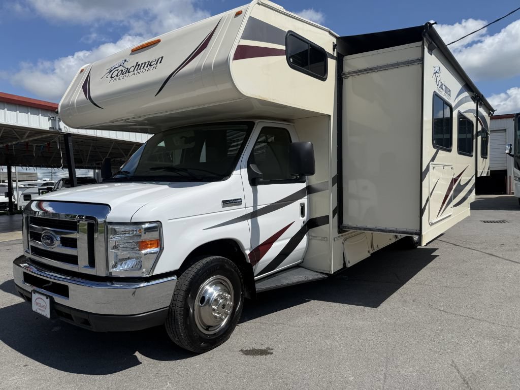Used 2017 Ford E-450 and Econoline 450 Super Duty w/ Motorhome Prep Package RWD image 5