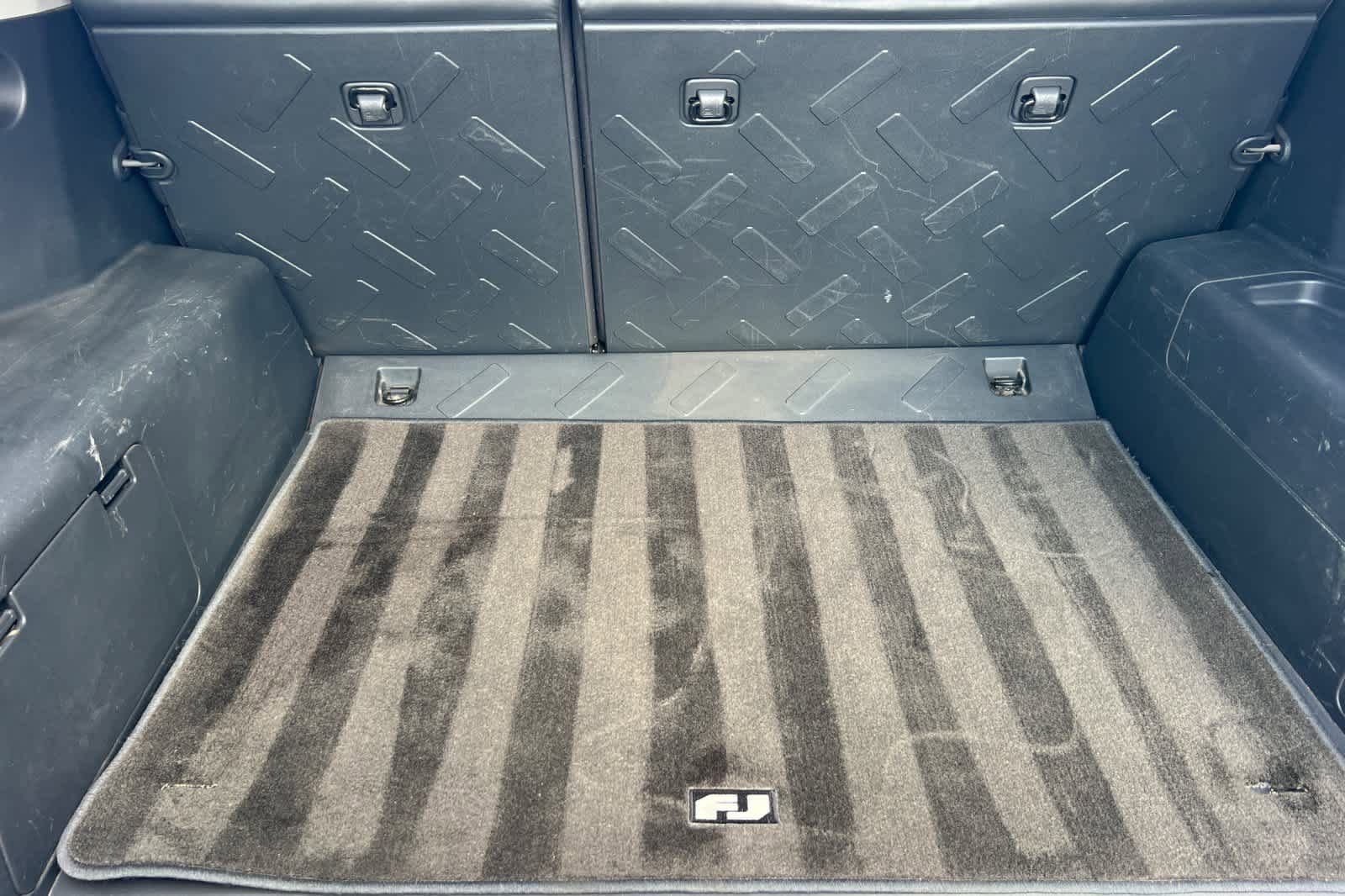 Used 2013 Toyota FJ Cruiser 4WD w/ Convenience Pkg image 15