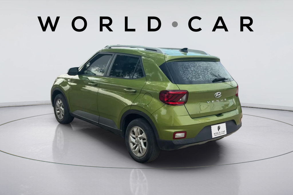 Used 2020 Hyundai Venue SEL FWD image 8