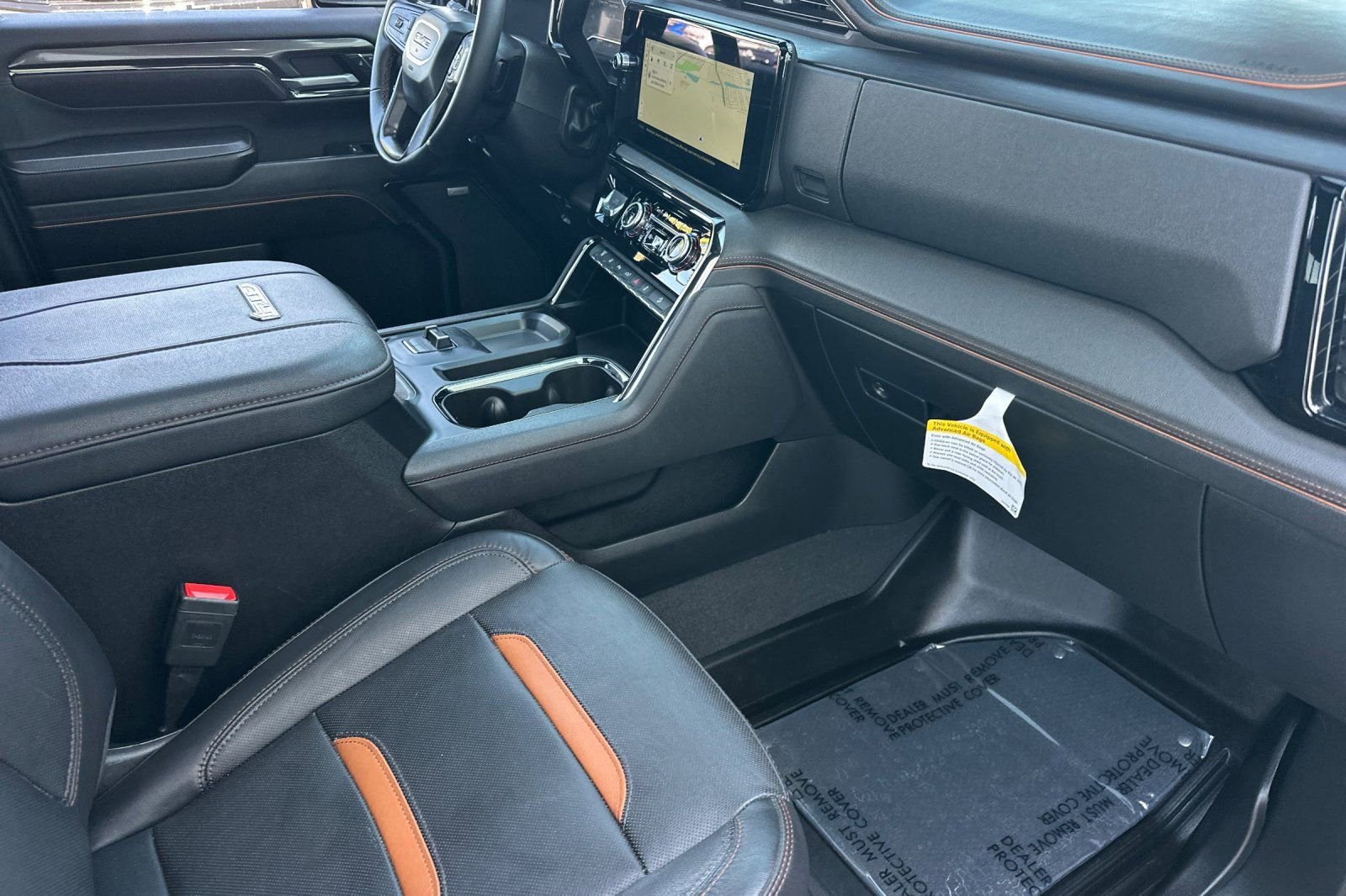 Used 2024 GMC Sierra 2500 AT4 w/ AT4 Premium Plus Package AWD/4WD image 19