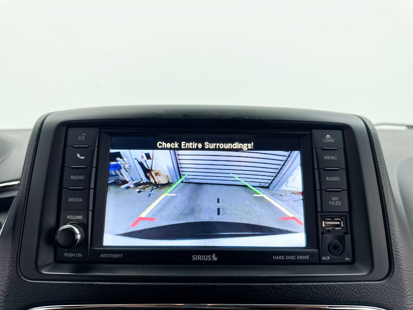 Used 2017 Dodge Grand Caravan SE FWD image 18