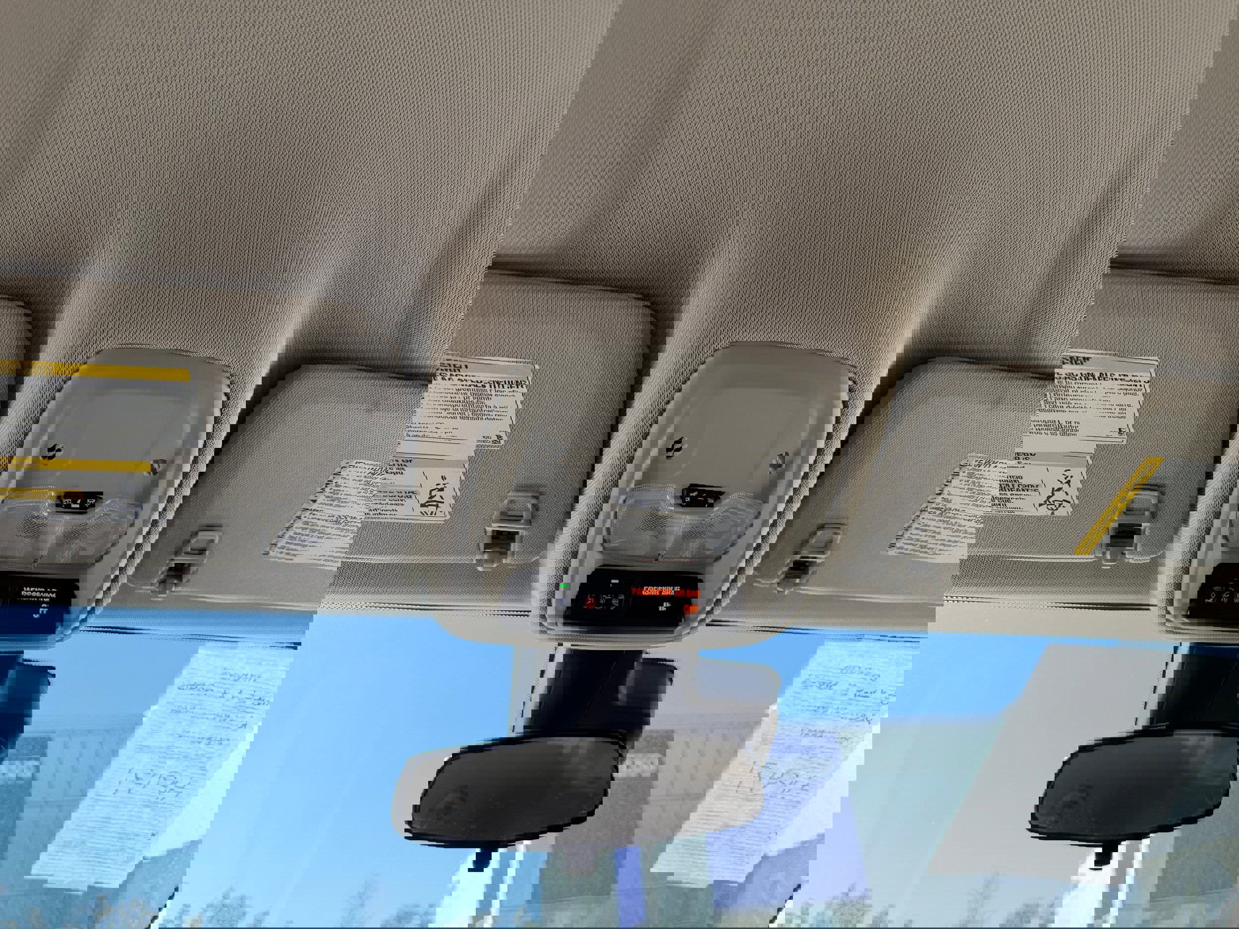 Used 2022 Buick Encore GX Select w/ Sport Touring Package image 19