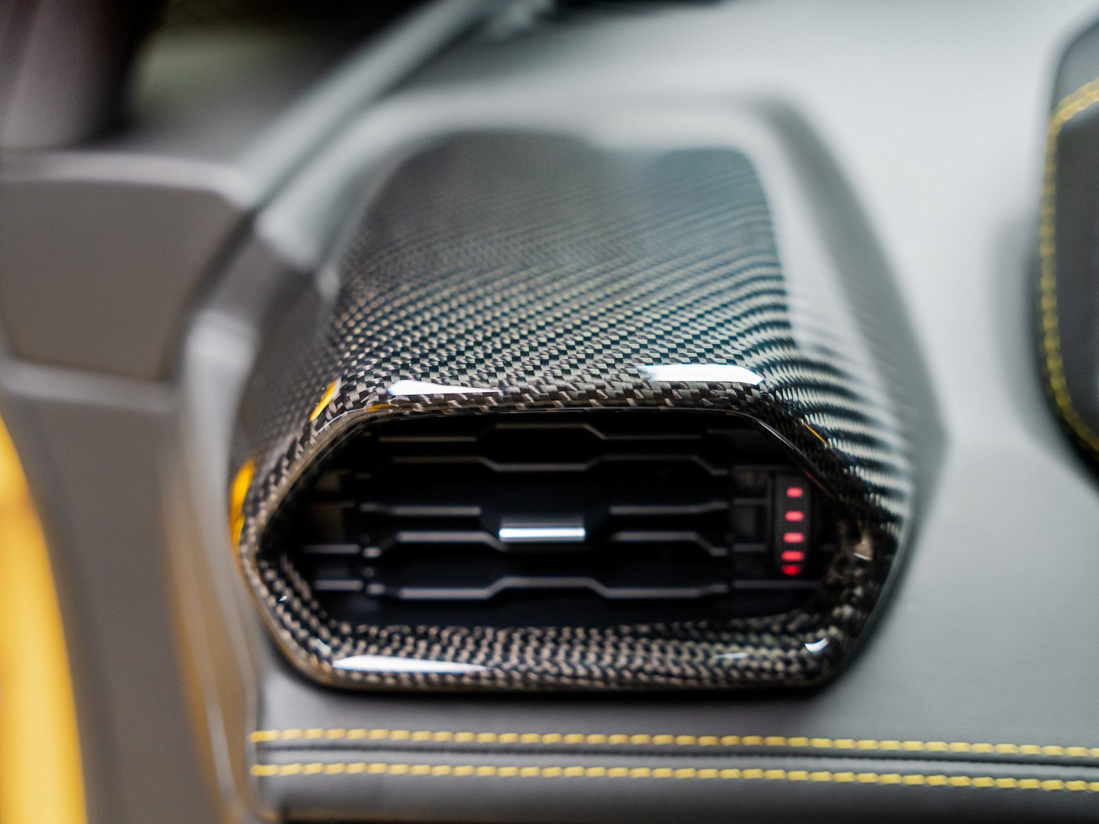Used 2022 Lamborghini Huracan EVO image 53